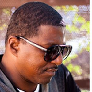 Meet your Posher, Troy